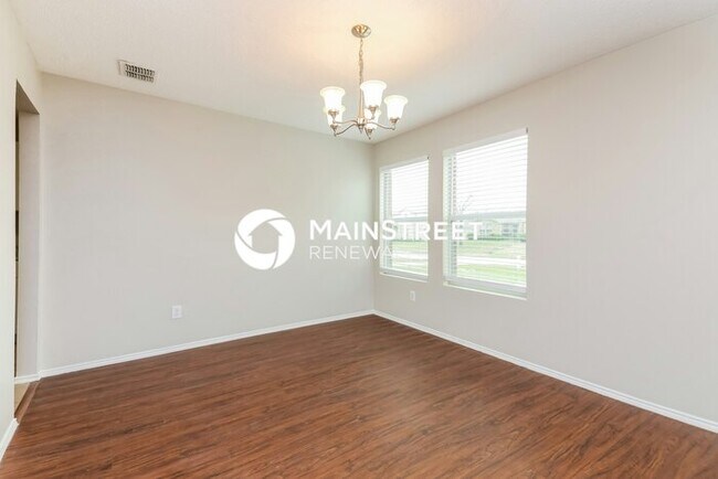 Building Photo - 4 Bedroom Pet-Friendly Home in Rockwall, TX with Main Street Renewal