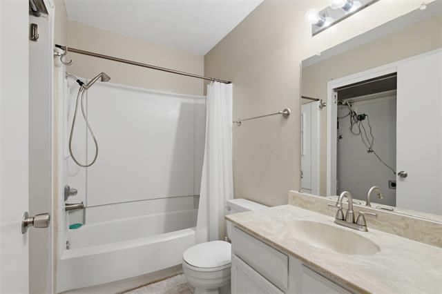 Building Photo - 5909 Lake Hubbard Pkwy