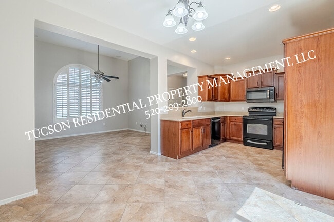 Building Photo - 10534 E Native Rose Trail