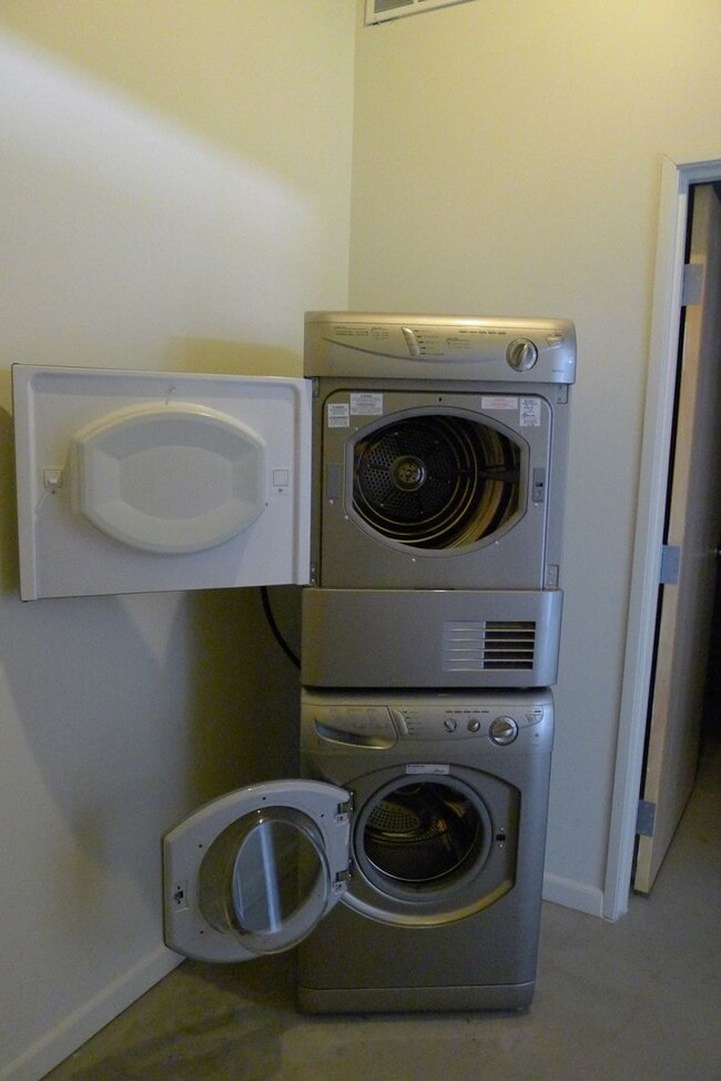 Building Photo - Loft Style Two Bed Coming To Soon