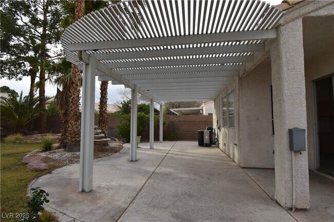 Building Photo - 3305 Tuscany Village Dr