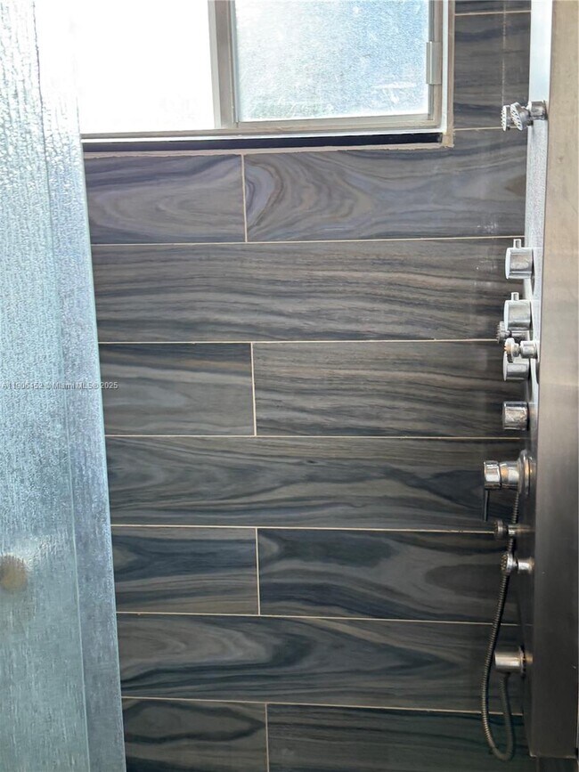 Building Photo - 13914 SW 178th St