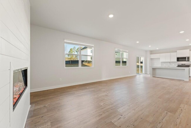 Building Photo - 2694 Mourning Dove Dr