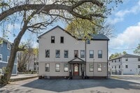 Building Photo - 458 High St