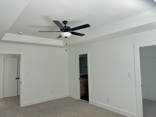 Building Photo - 120 Willa Mae Ln