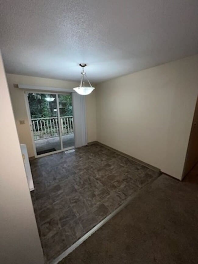 Building Photo - Nice Beckonridge Home near Chambers Bay golf course