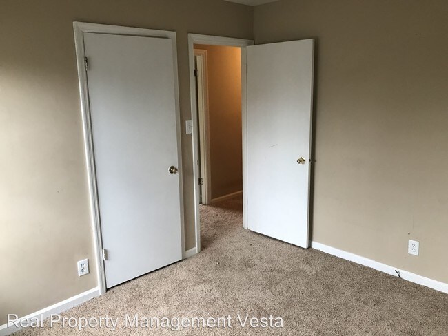 Building Photo - 3 br, 2 bath House - 4182 West Oak Drive