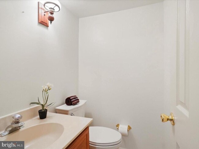 Building Photo - 7004 Dreams Way Ct
