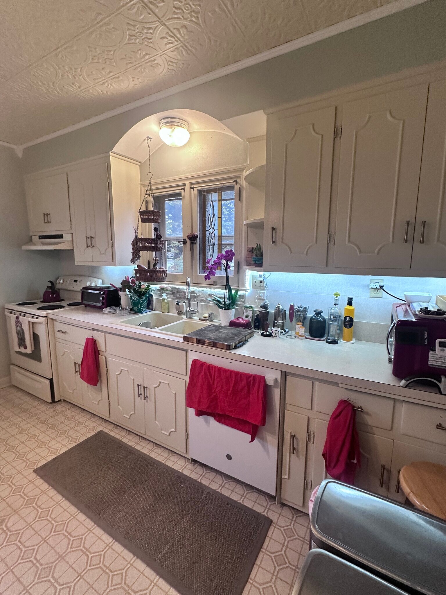 Building Photo - 3508 S Pine Ave