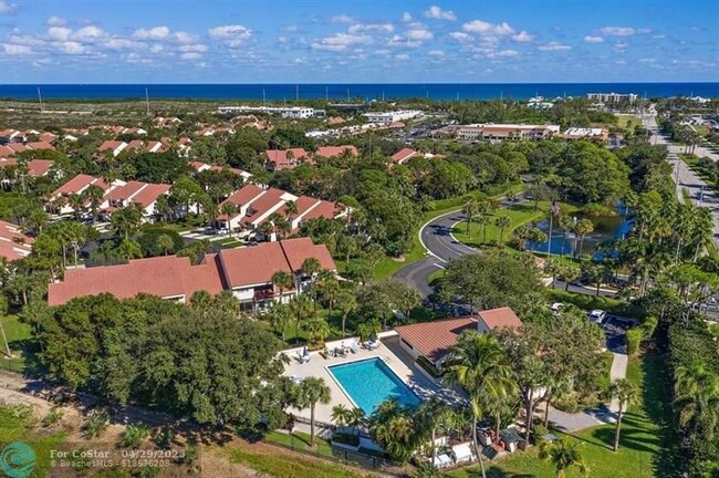 Building Photo - 402 Sea Oats Dr
