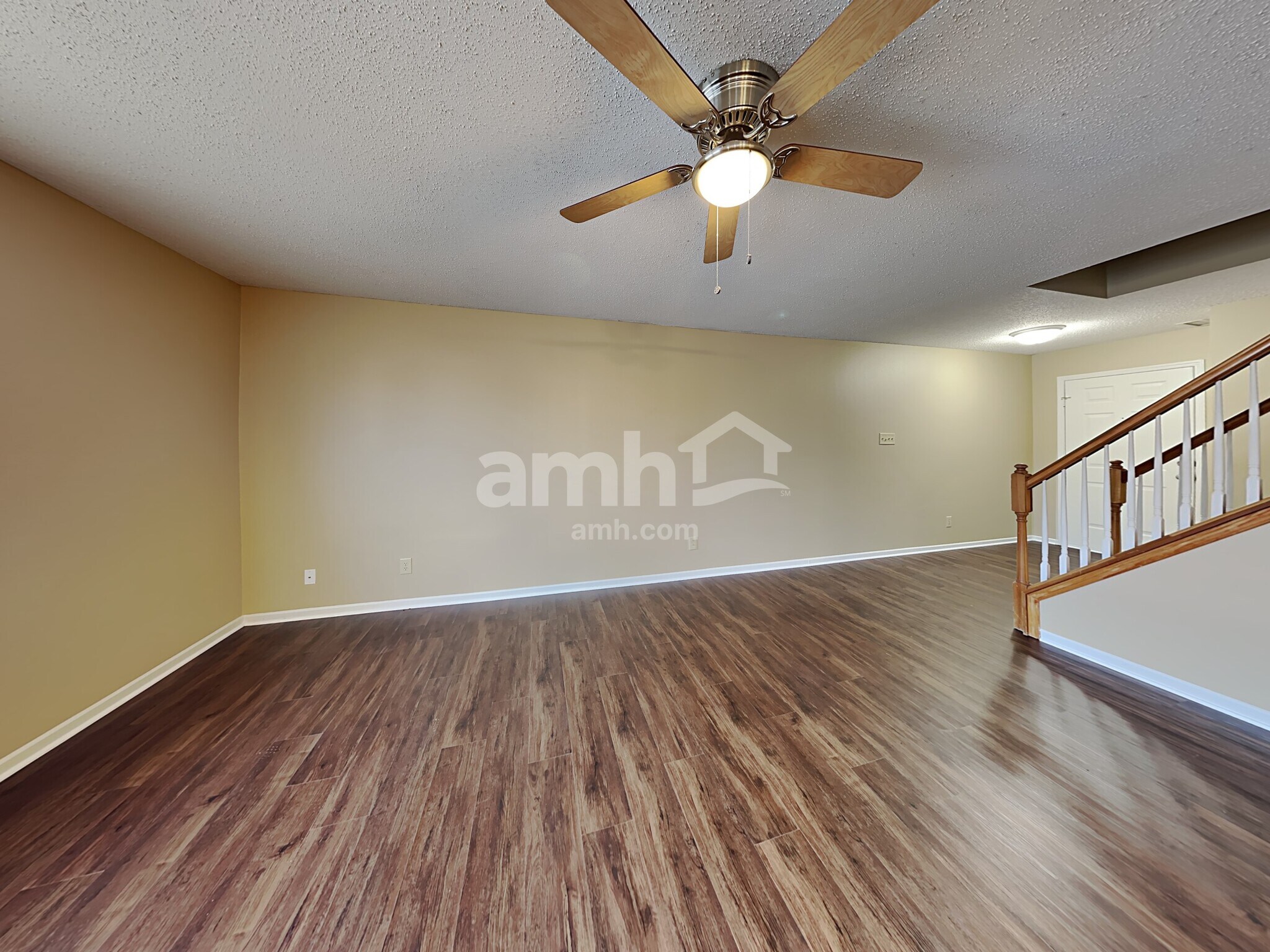 Building Photo - 6710 Waverhill Dr