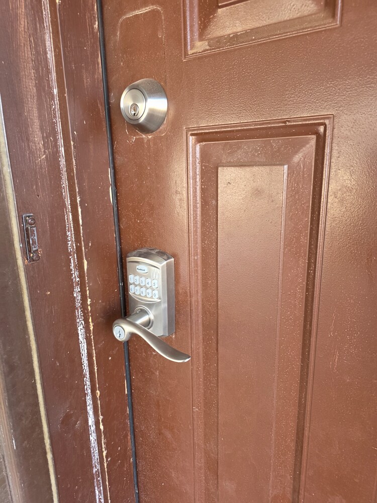 Building Photo - 4467 W 49th S