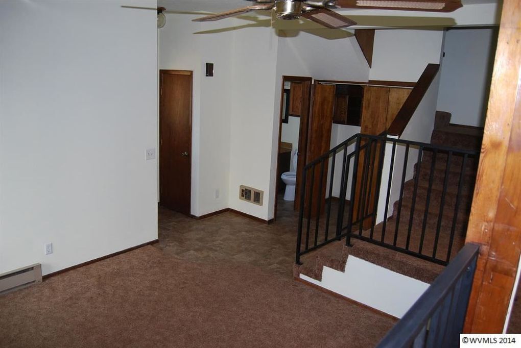 Building Photo - 6075 Fircrest St SE