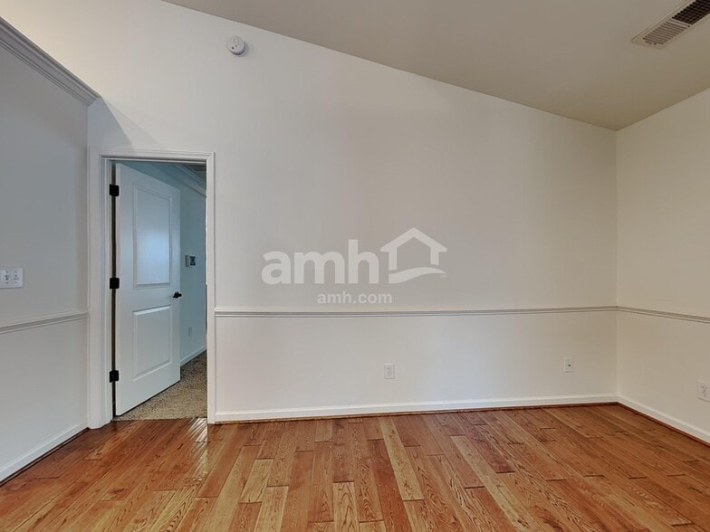 Building Photo - 505 Tanacross Way