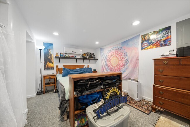 Building Photo - 1 Andrew Ct