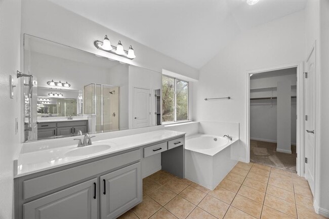 Building Photo - 3103 Cashell Wood Dr