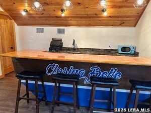 Building Photo - 707 Faurie Rd