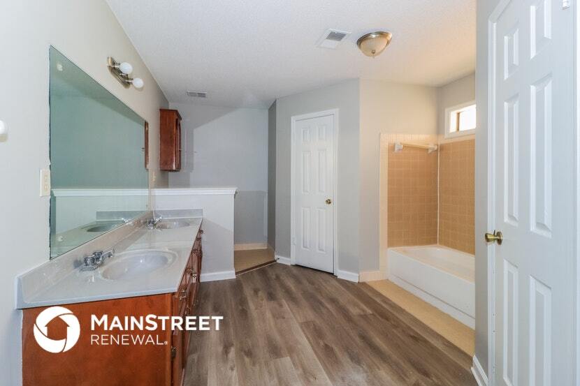 Building Photo - 8257 River Creek Cove