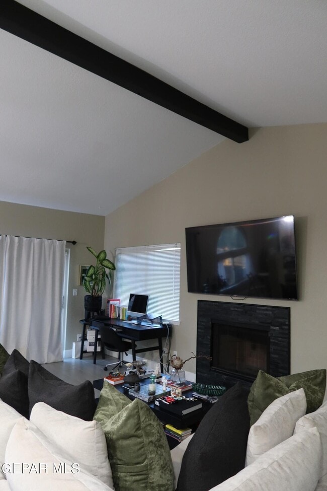 Building Photo - 4614 N Stanton St