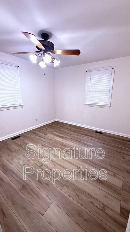 Building Photo - 401 Craven St