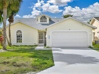 Building Photo - 3832 Sabal Springs Blvd