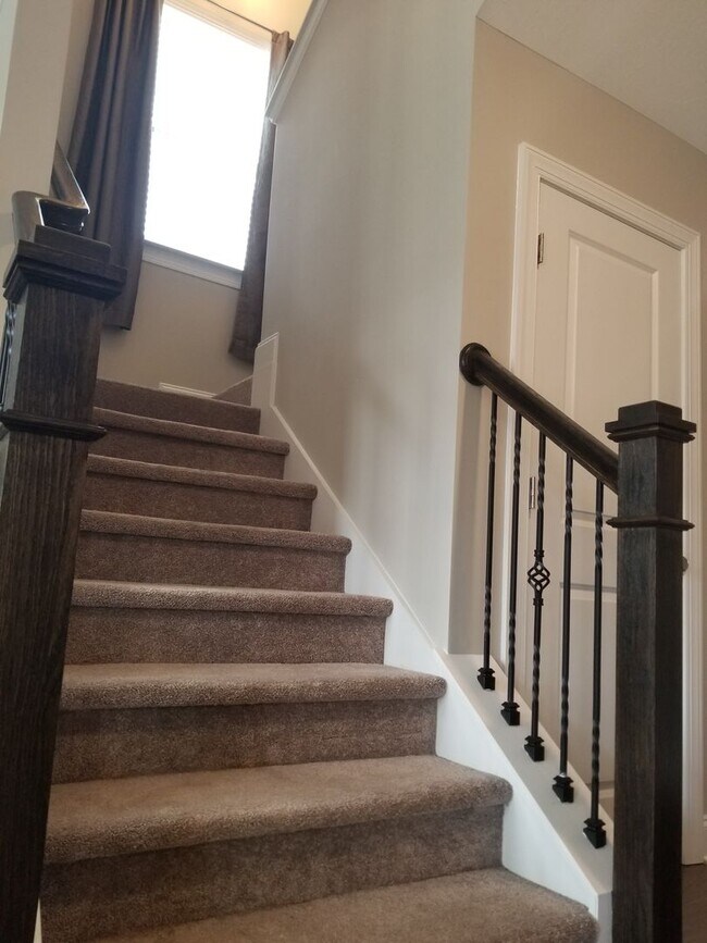 Building Photo - 2 Story 4 Bedroom Home Near Fort Gordon