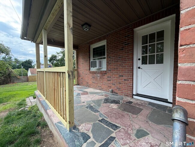 Building Photo - 30 Apter Dr