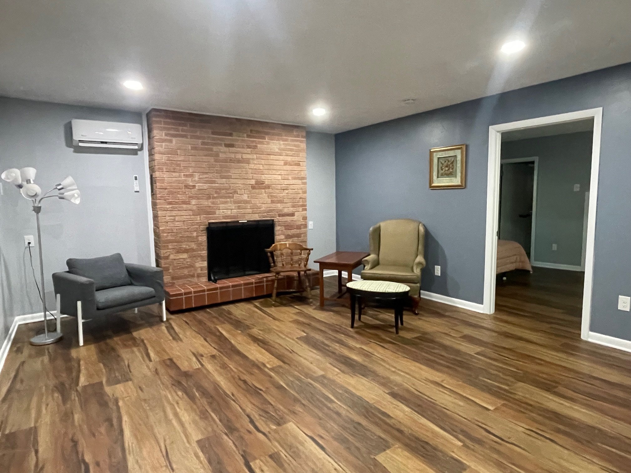 Building Photo - 4007 Aldington Dr