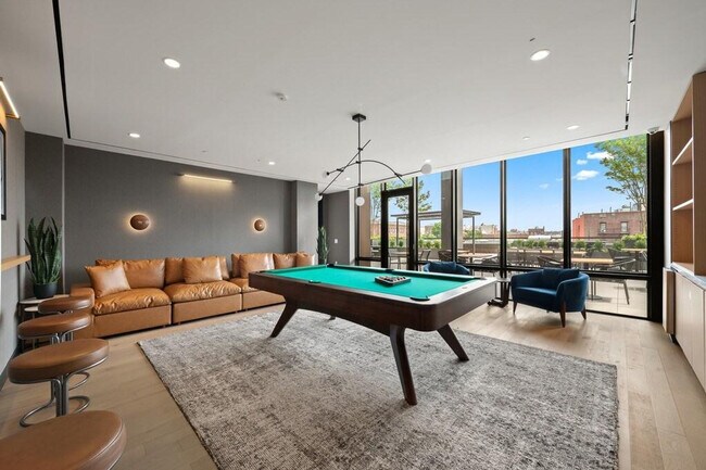 Building Photo - 219 Bay 31st St