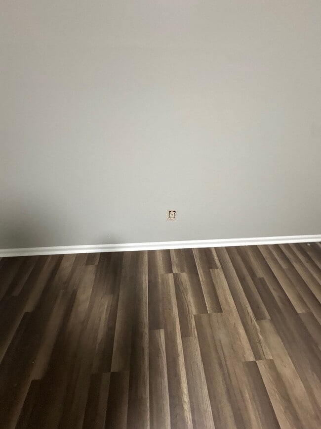 Building Photo - 207 Highland St