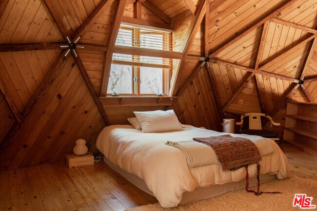 Building Photo - 20269 Croydon Ln