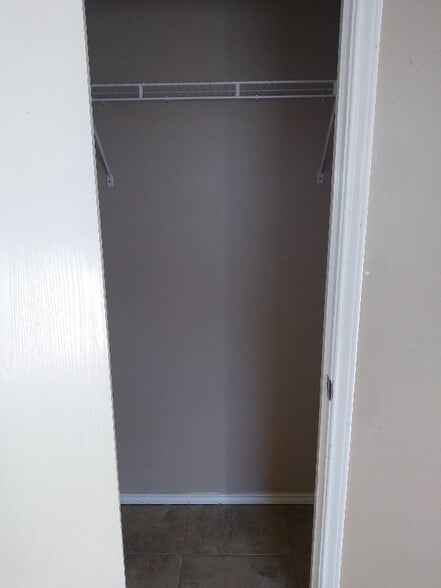 Building Photo - 4720 Sandpiper Ave