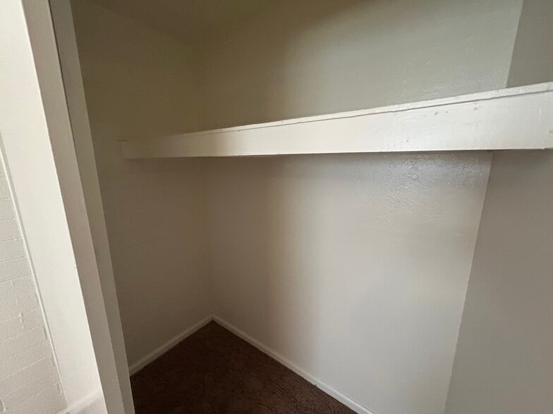 Building Photo - 5132 W Osborn Rd