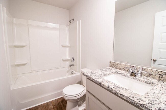 Building Photo - 495 Coconut Dr
