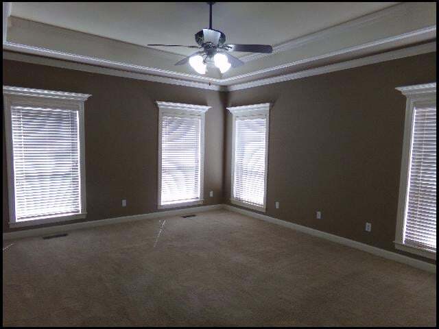 Building Photo - 7 Epernay Cir