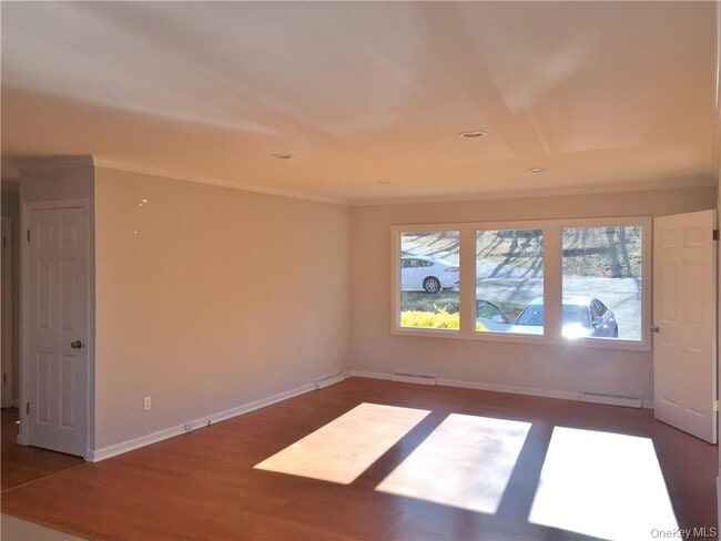 Building Photo - 155 Shear Hill Rd