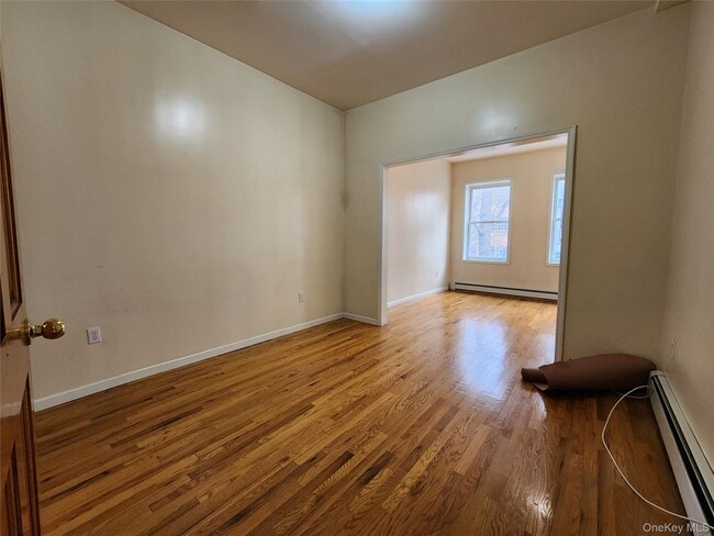 Building Photo - 21 Stanhope St