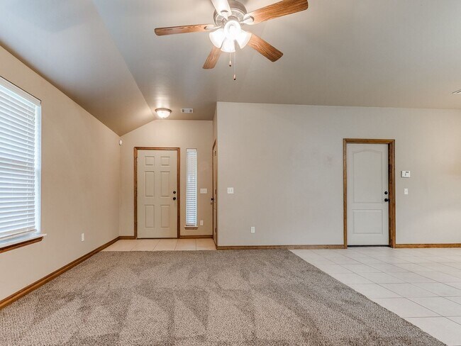 Building Photo - 2409 Kyle Robert Ln