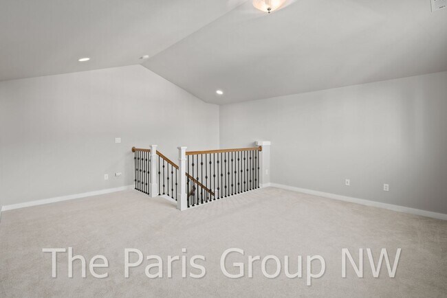 Building Photo - Stunning 3438sf Newcastle Craftsman Near T...
