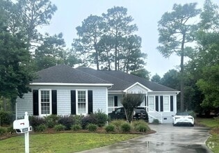 Building Photo - Teal Trace