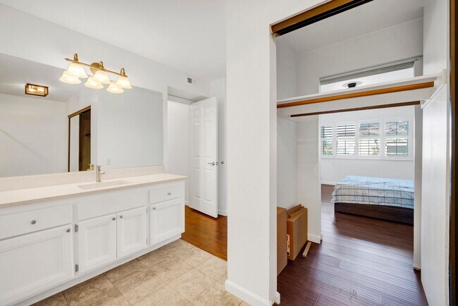 Building Photo - 2280 Hurley Way