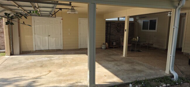 Building Photo - 16011 Glen Mar Dr