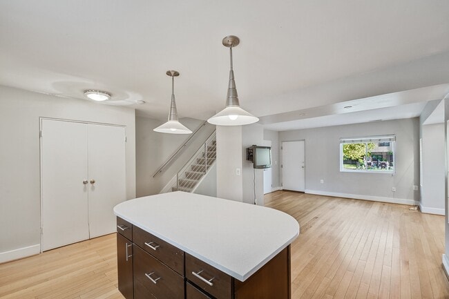 Building Photo - 1339 Riggs St NW