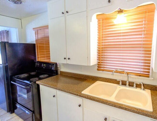 Building Photo - 2 bedroom in Billings MT 59102