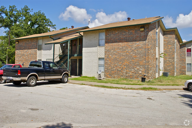 Building Photo - Boyd South