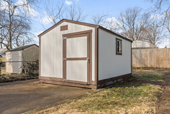 Building Photo - 3532 Greenwood Blvd