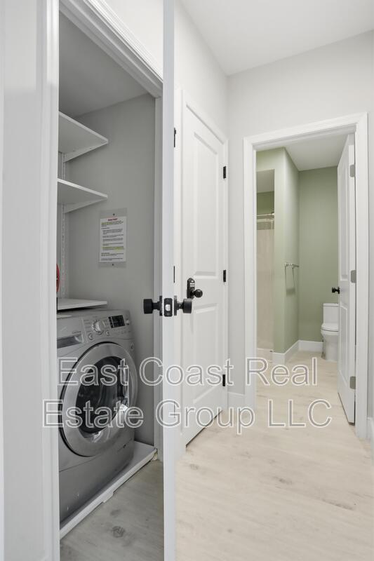 Building Photo - 530 N Third St B