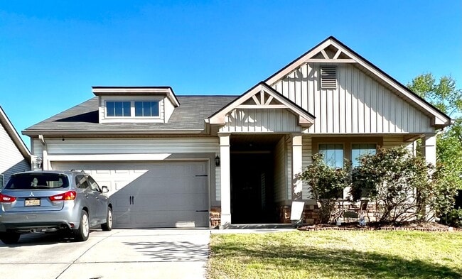 Primary Photo - 876 Westlawn Dr