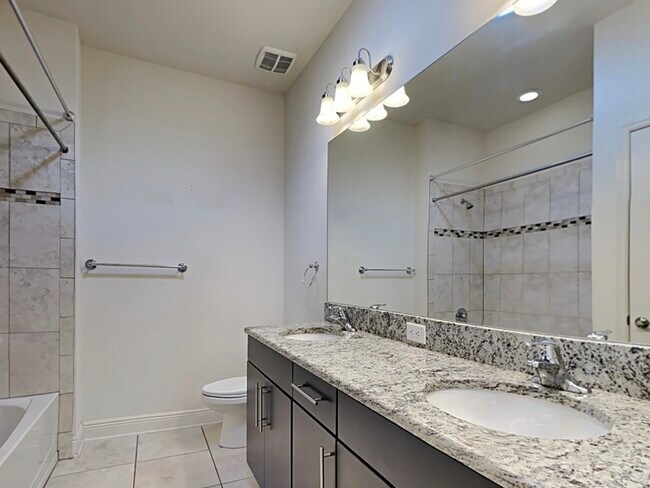 Building Photo - 11735 Albatross Ln