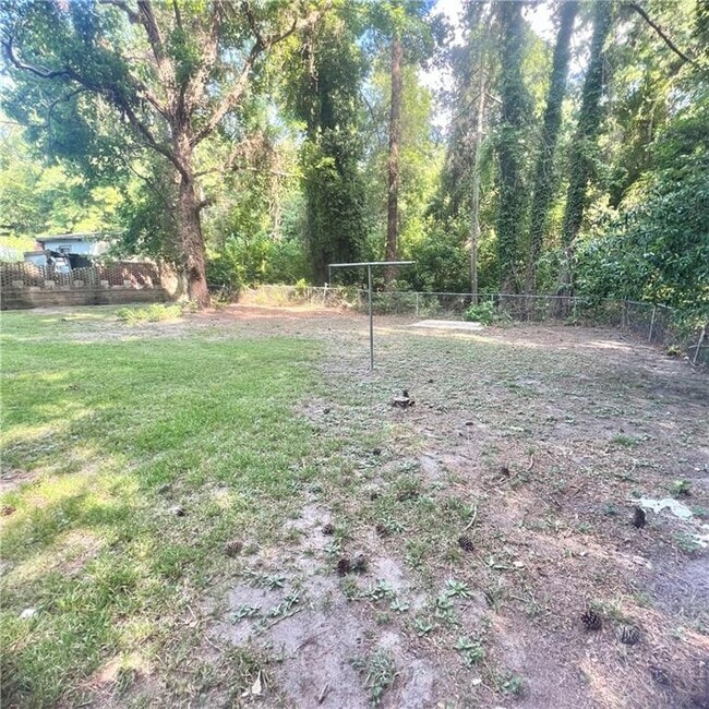 Building Photo - 2466 Madrid Dr